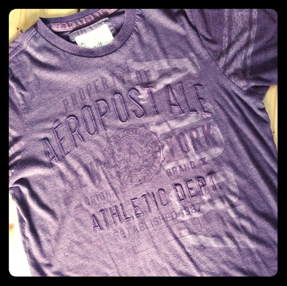 5/$20...Aeropostale tee, comfy, very cute